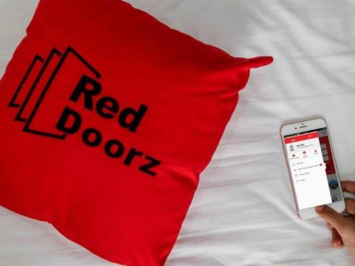 Reddoorz Plus @ Surapati 2 Bandung Exterior foto